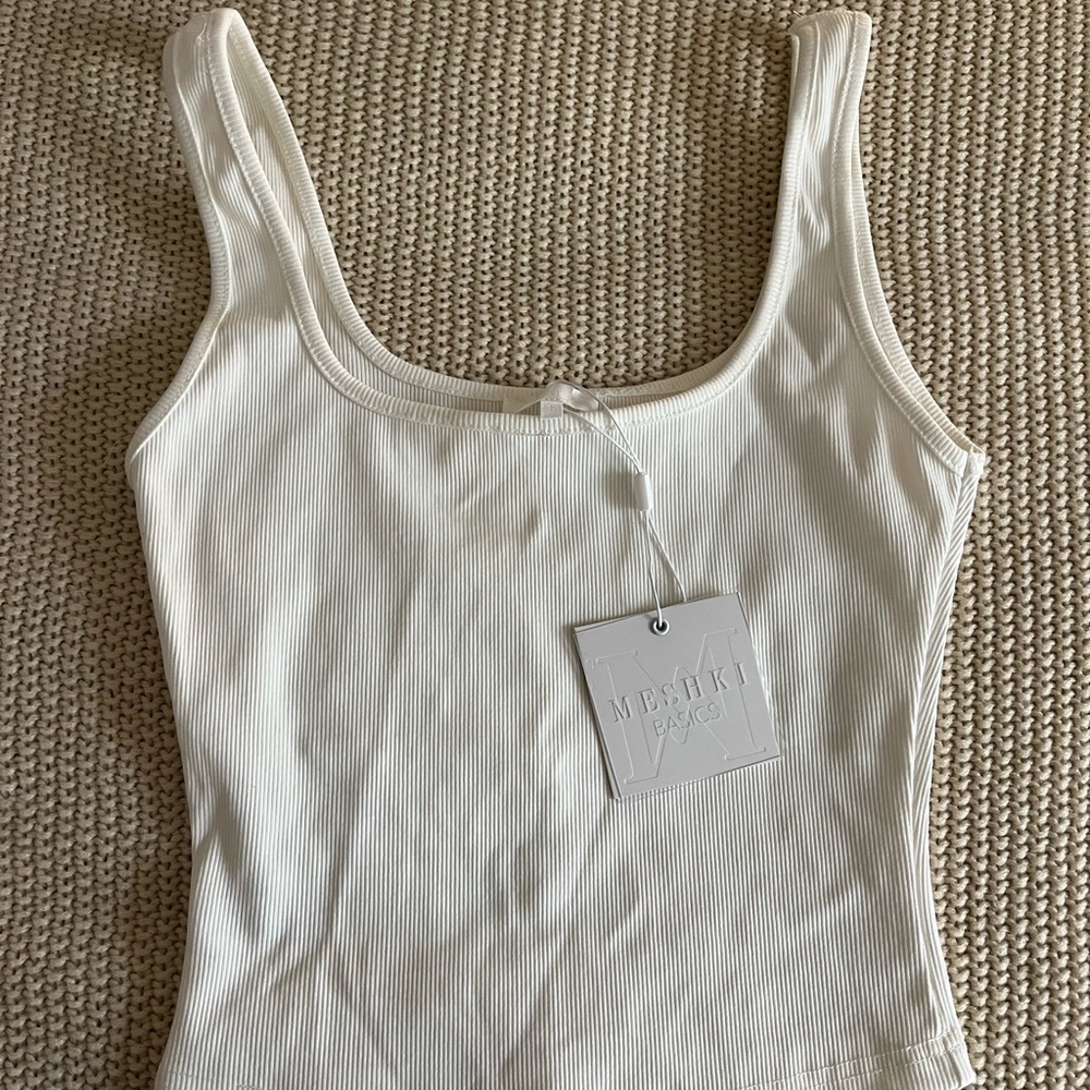 Meshki Square Neck Ribbed Tank - Picture 4 of 5